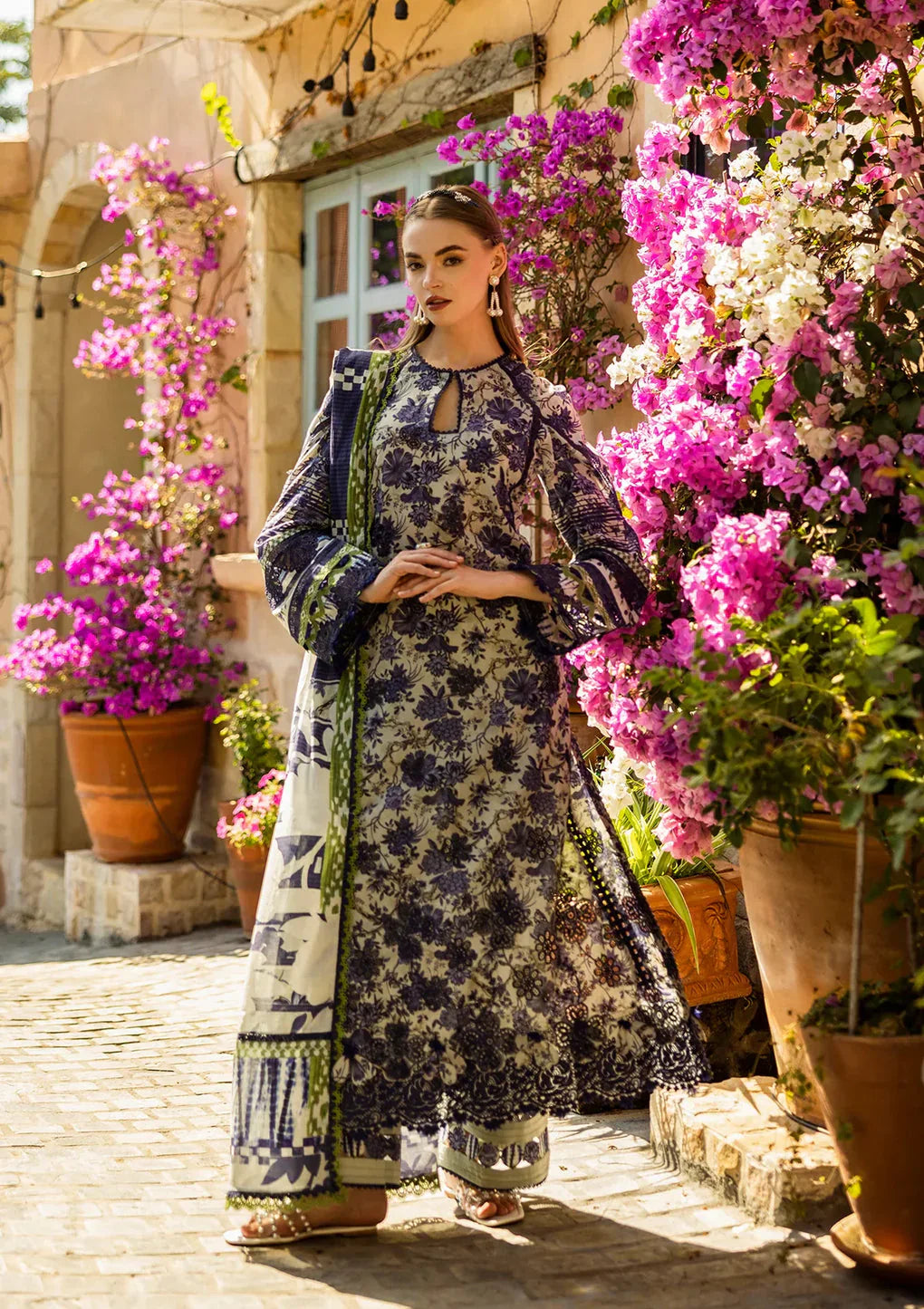 Elaf Lawn LS 8016