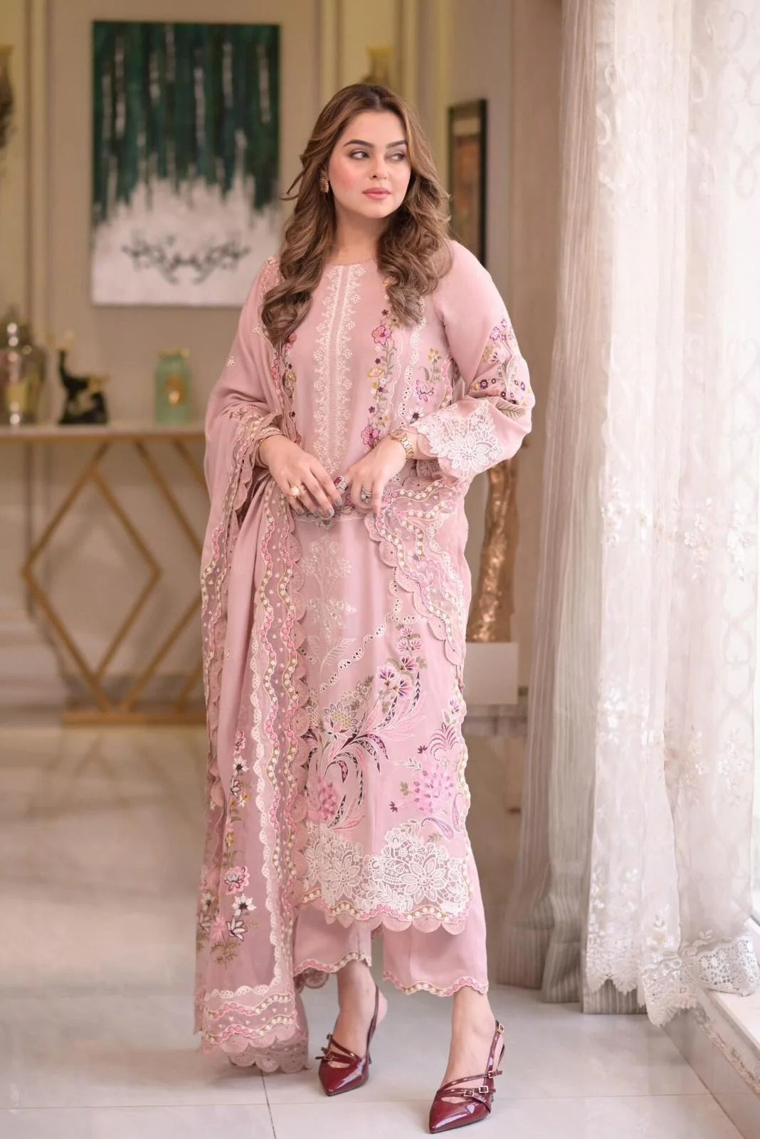 Aneela's Luxury Lawn Collection SK 7067