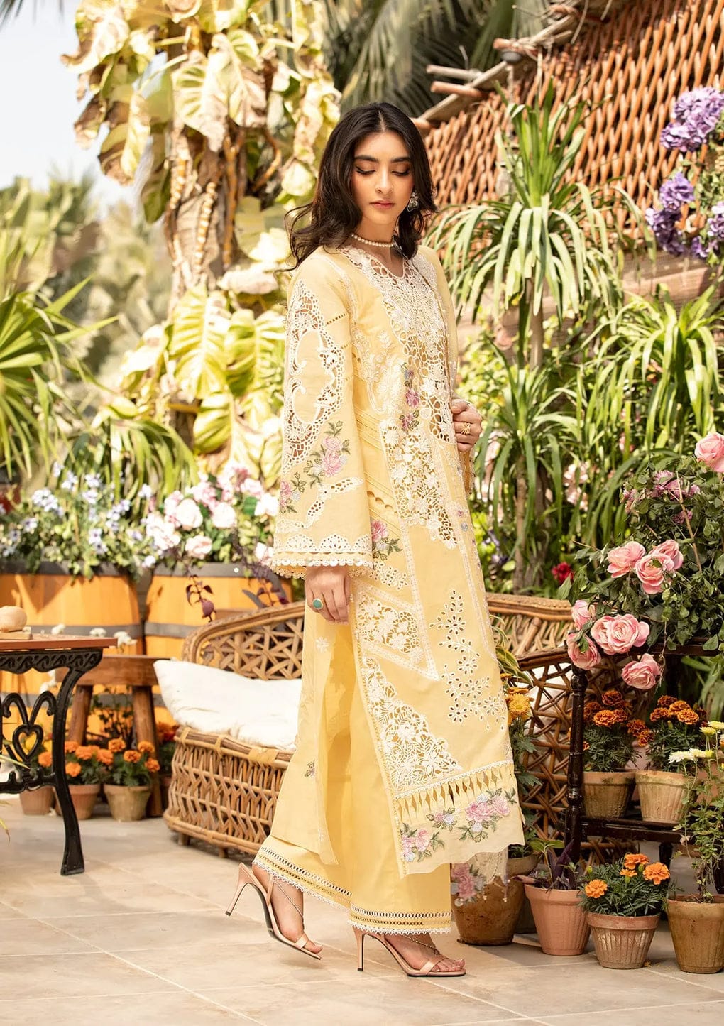 Elaf New Arrival Luxury chikankari SK 7033y